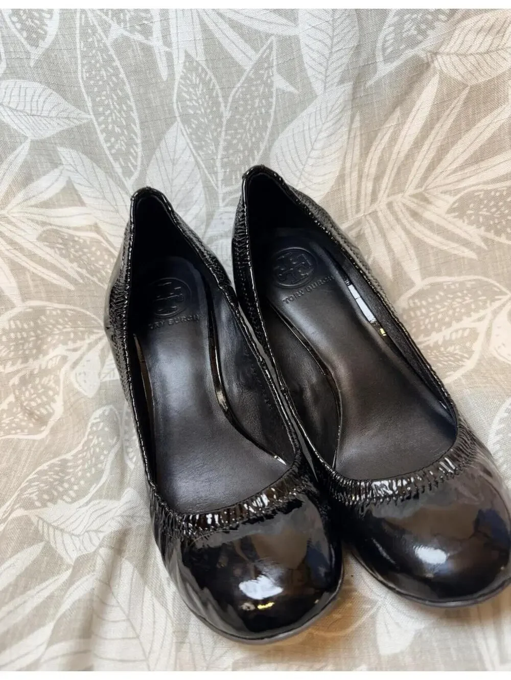 Tory Burch Eddie Black Patent Leather Wedges 8M